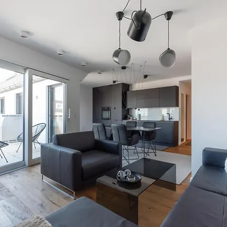 Stylisches Apartment In Zentraler Gruenruhelage Mit Garagenplatz Vienna Exterior photo