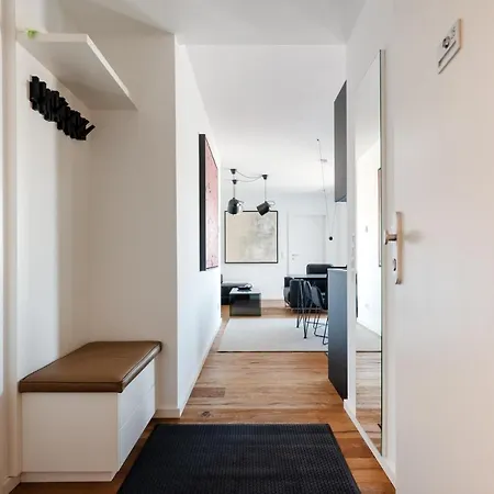 Stylisches Apartment In Zentraler Gruenruhelage Mit Garagenplatz Vienna Exterior photo