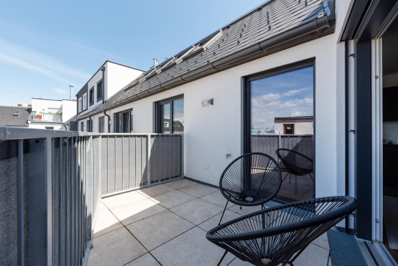 Apartment Stylisches In Zentraler Gruenruhelage Mit Garagenplatz