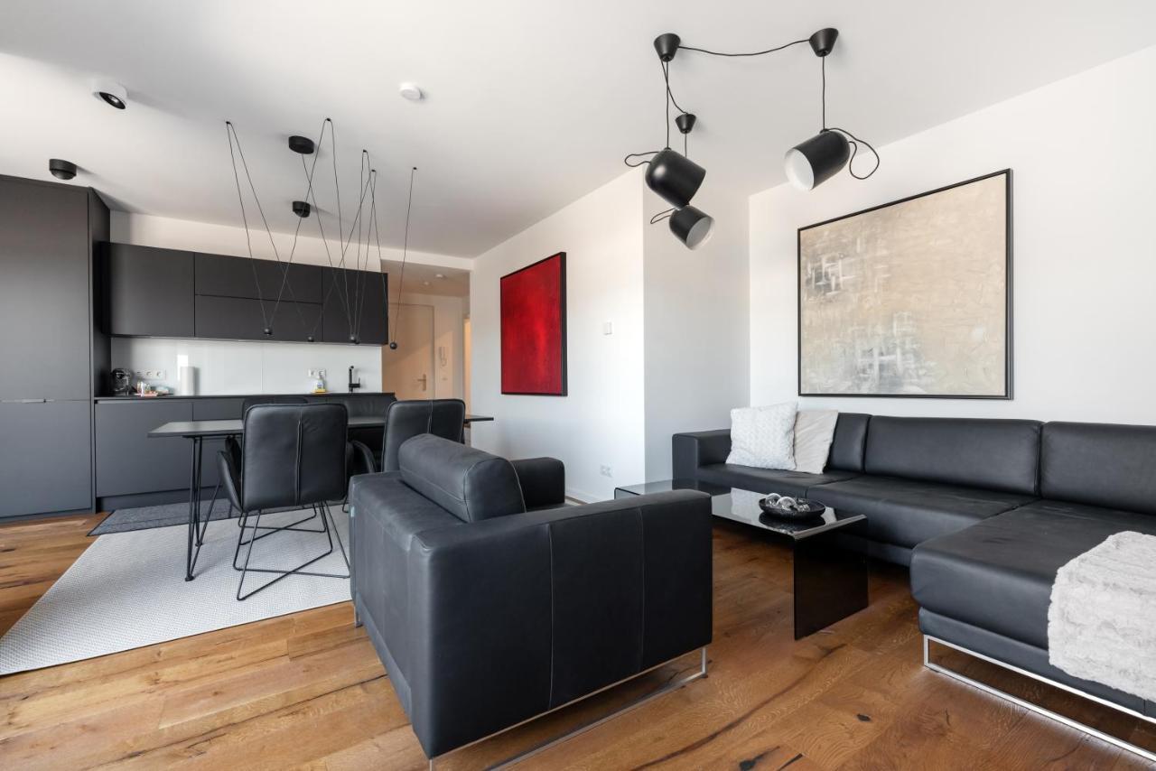 Stylisches In Zentraler Gruenruhelage Mit Garagenplatz Apartment